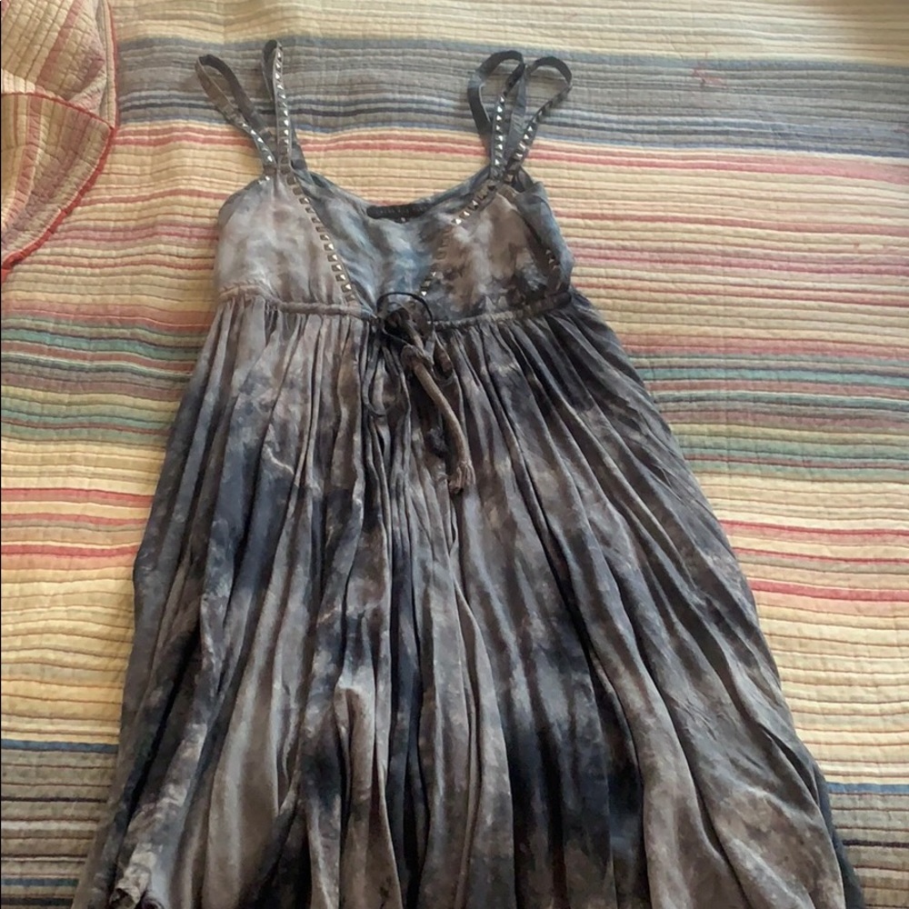 Dress - Picture 2 of 5